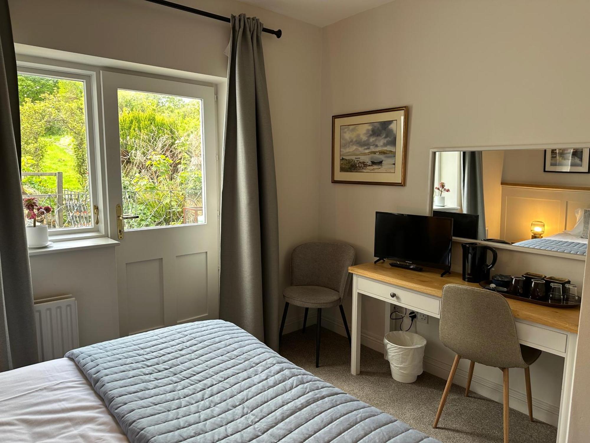 Eldon'S Bed & Breakfast Roundstone Esterno foto